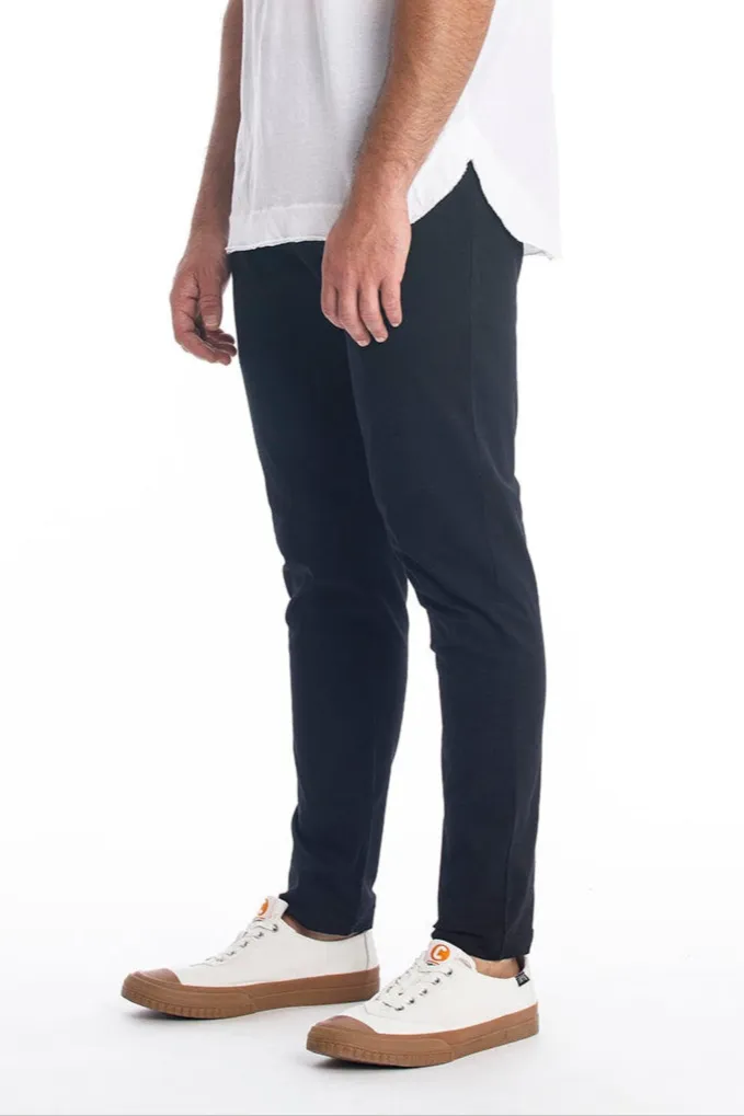 RAVENS VIEW IBIZA RAVENS VIEW IBIZA Herren vegan Hose Vegas Schwarz, Schwarz, – Produktbild 2 von 2