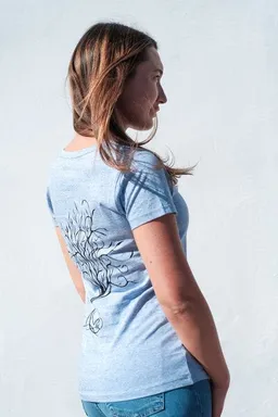 Diamond-Army Diamond-Army T-Shirt in Ice Blue mit Baumdesign – Produktbild 1 von 1