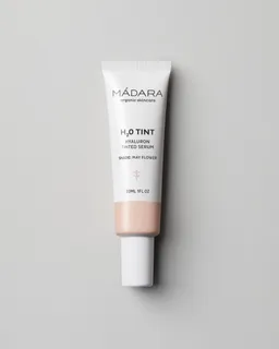 Madara Cosmetics Madara Cosmetics Getöntes Hyaluron-Serum – Produktbild 1 von 1