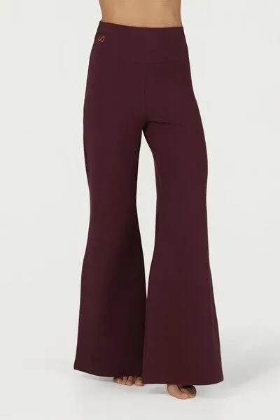 Urban Goddess Urban Goddess Maeve weite Yogahose mit Midwaist, Fig (lila), – Produktbild 1 von 5