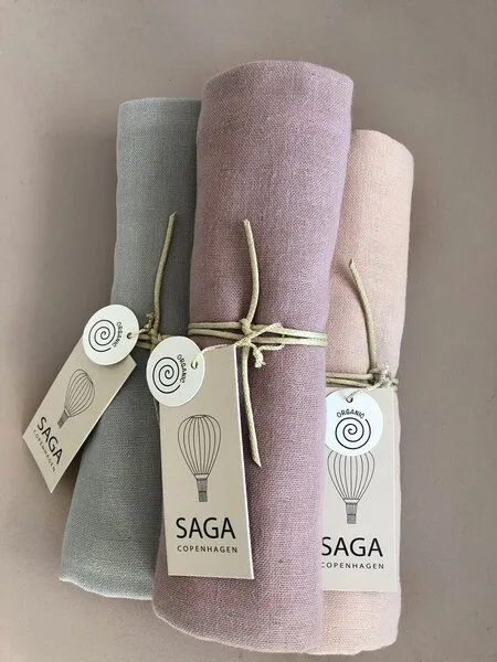 Saga Copenhagen Saga Copenhagen Windeltuch aus Bio Baumwolle Musselin 70×70 cm, Aloe vera, – Produktbild 4 von 4