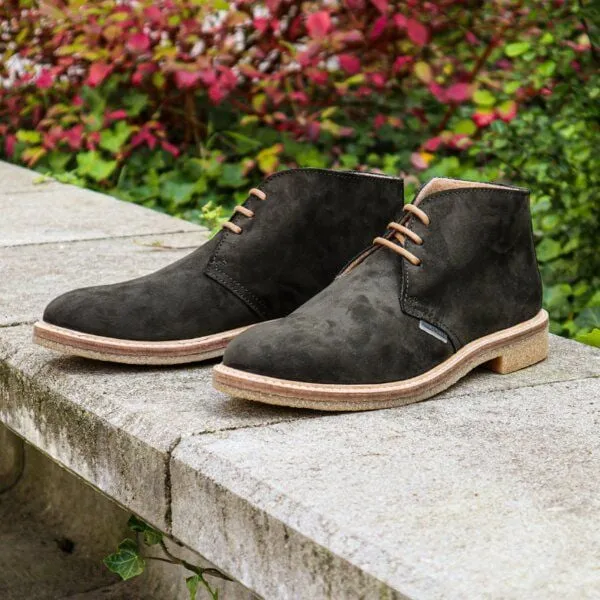 Fairticken Fairticken Vegane Desert Boots Alentejo mit leichter Fütterung in "Suede" Optik, Grün, – Produktbild 1 von 4