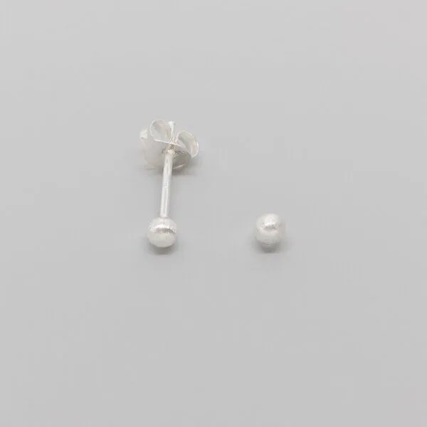 fejn jewelry fejn jewelry Ohrstecker 'satin ball', Gold, – Produktbild 3 von 4