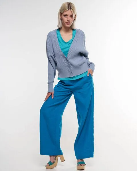 Alma & Lovis Alma & Lovis Grandpa Rippen-Strickjacke aus reiner Bio-Baumwolle | Cotton Grandpa, Cosmic sky (blau), – Produktbild 2 von 4