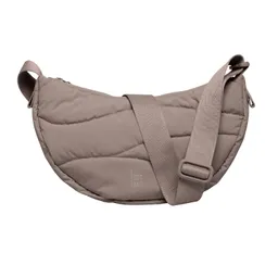 GOT BAG GOT BAG Wavy Puffer Moon Bag Small monochrome oyster – Produktbild 1 von 1