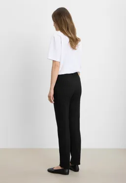 LAURIE LAURIE Damen vegan Hose Julia Regular Short Length Schwarz – Produktbild 1 von 1