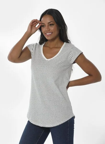 ORGANICATION ORGANICATION Gestreiftes T-Shirt aus Bio-Baumwolle und Leinen, Weiß(off white), – Produktbild 1 von 4