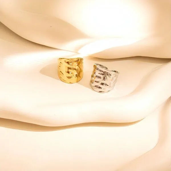 ELEKTROPULLI Elektropulli Größenverstellbarer Swing Structure Ring, 2 cm breit, Gold, – Produktbild 2 von 4