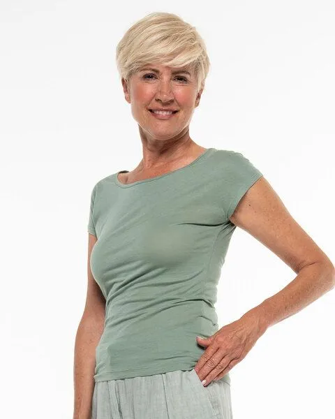 Alma & Lovis Alma & Lovis T-Shirt aus Bio-Baumwolle | Short Pure, Grün, – Produktbild 3 von 4