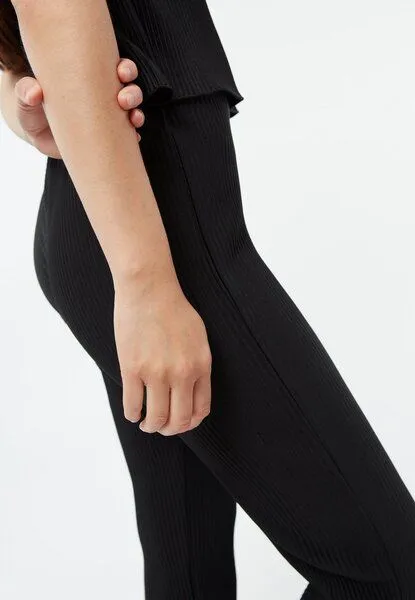 Givn Berlin Givn Berlin Plisseehose GBELODIE aus recyceltem Polyester - Black (Pleats), Black, – Produktbild 3 von 4