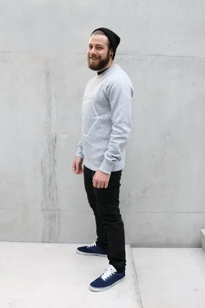 VEROIKON Pullover Grafikherz light grey VEROIKON – Produktbild 3 von 4