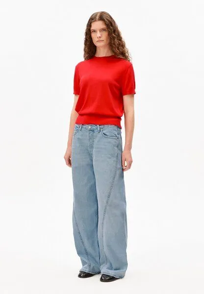 ARMEDANGELS ARMEDANGELS FINE KNIT Damen Strickshirt aus TENCEL Modal Mix, Mars red, – Produktbild 4 von 4