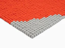 myfelt myfelt Filzkugelteppich Poppy rechteckig 100% Wolle – Produktbild 1 von 1