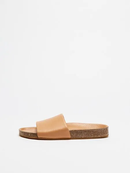 NINE TO FIVE NINE TO FIVE #kato - edler Slipper aus leichter Microfaser mit bequemen Naturlatex-Fussbett, Almond lux, – Produktbild 4 von 4