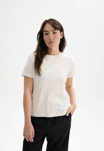 MELA T-Shirt Artist Edition Kaja | von MELA | Fairtrade & GOTS zertifiziert, Cream melange / botanical print grün, – Produktbild 2 von 4
