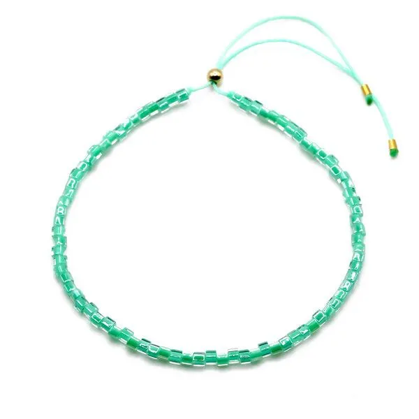juni juni Sommer Armband Türkis aus Würfel-Perlen - mit verstellbarer Schiebeperle aus recyceltem Gold oder Silber – Produktbild 2 von 4