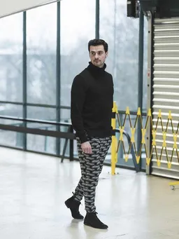 Sophia Schneider-Esleben Sophia Schneider-Esleben Unisex Jogger Florian – Produktbild 1 von 1