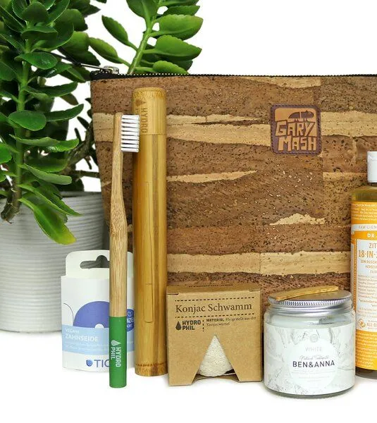 Gary Mash Gary Mash „On the go“ – Große Kulturtasche mit Inhalt – Produktbild 5 von 6