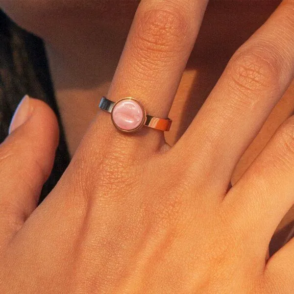 ALEXASCHA ALEXASCHA Größenverstellbarer Ring mit Stein, Grey, – Produktbild 6 von 8
