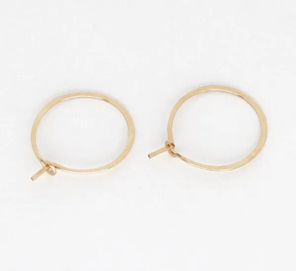 BELLYBIRD Jewellery BELLYBIRD Jewellery CREOLEN - Kreis, gehämmert, S/M/L, Vergoldet, – Produktbild 4 von 4