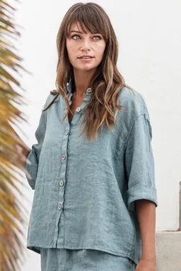 RAVENS VIEW IBIZA RAVENS VIEW IBIZA Damen vegan Leinenbluse Sommer Chinois Grün – Produktbild 1 von 1
