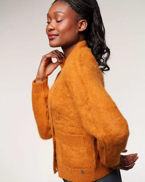 Alma & Lovis Alma & Lovis Kuschelige Wohlfühljacke aus gebrushtem Alpakastrick | Brushed Jacket, Fox (orange), – Produktbild 3 von 4