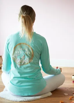 SPARKLES OF LIGHT SPARKLES OF LIGHT Yoga Shirt | LET'S MEDITATE TOGETHER – Produktbild 1 von 1