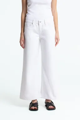 Kings Of Indigo Kings of Indigo Damen vegan Jeans Tanja Diop Optisch Weiß – Produktbild 1 von 1