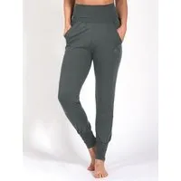 Magadi Magadi Yoga- und Wohlfühlhose Paula aus weichem Naturmaterial, mit Taschen, Grün (khaki), – Produktbild 1 von 1
