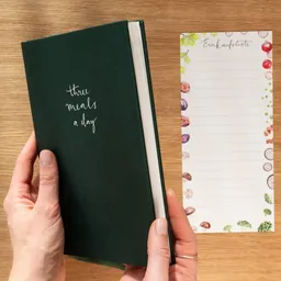 Essensplaner "three meals a day" inkl. Einkaufsliste – Produktbild 1 von 1