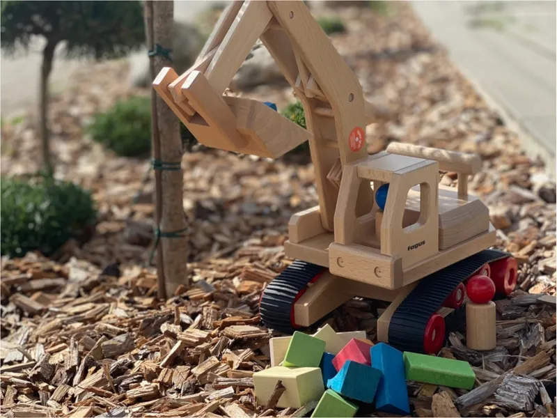 Fagus Fagus Bagger aus massivem Buchenholz Voll funktionsfähiger Holzspielzeug Bagger, Natur, – Produktbild 2 von 2