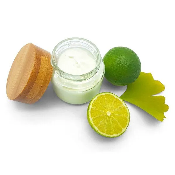 Kleine Auszeit Manufaktur Kleine Auszeit Manufaktur Sheasahne Ginkgo Limette - reichhaltige Bodylotion – Produktbild 1 von 3