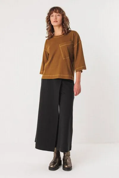 SKFK SKFK "Hendaia" T-Shirt aus Bio-Baumwolle, Olive green (braun), – Produktbild 3 von 4