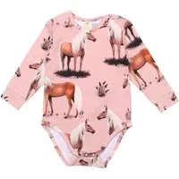 Walkiddy Walkiddy Langarm Body - Beauty Horses Rosa - Nachhaltige, Allergiefreundliche Kinderbekleidung – GOTS zertifiziert – Produktbild 1 von 1