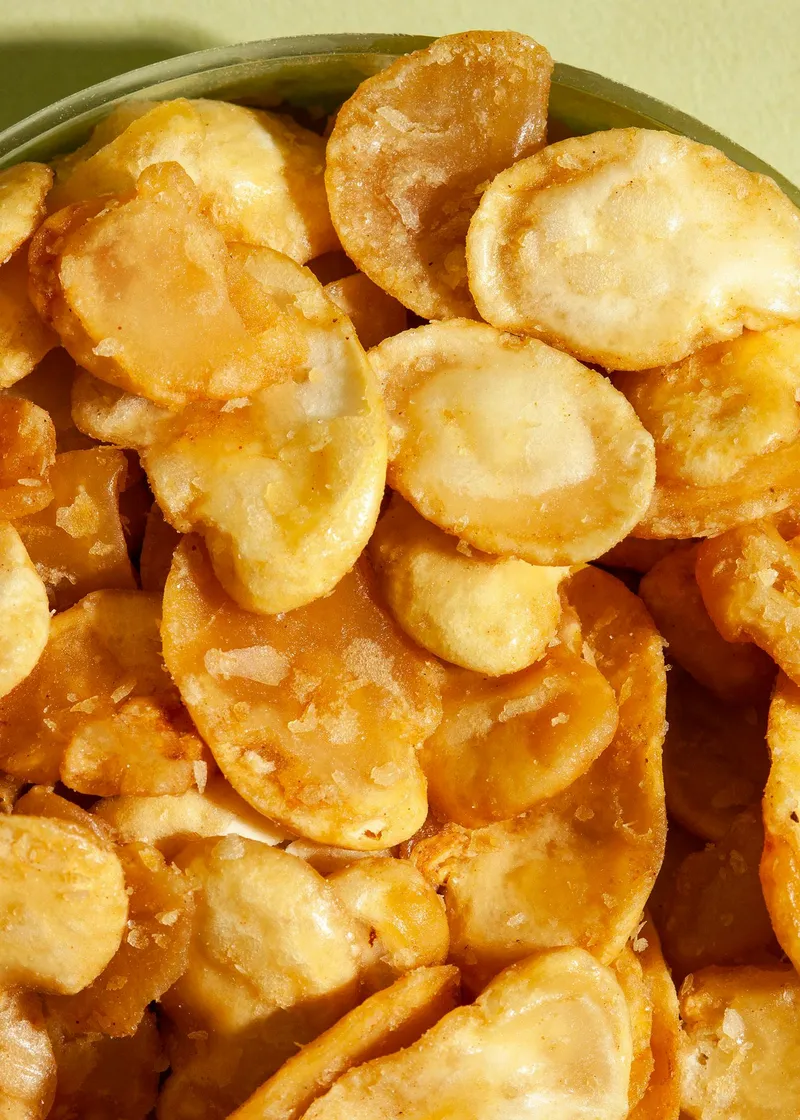 KoRo Geröstete und gesalzene Favabohnen 750 g – Produktbild 2 von 5