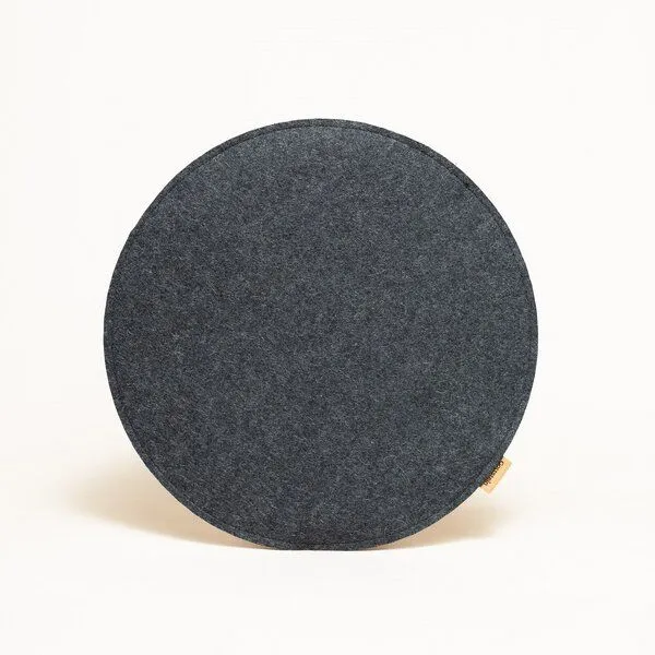 Gottstein GOTTSTEIN® Filz-Sitzkissen rund aus 100% Schurwolle Stuhlkissen Ø 35 & 40 cm - Bodenkissen in 2 Farben Made in Tirol, Hell-grau, – Produktbild 3 von 4