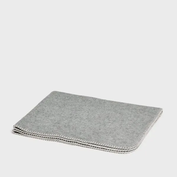 Yumeko Babydecke 75x100 cm Yumeko aus 100% Mulesingfreier Merinowolle, Grey/white, – Produktbild 1 von 3