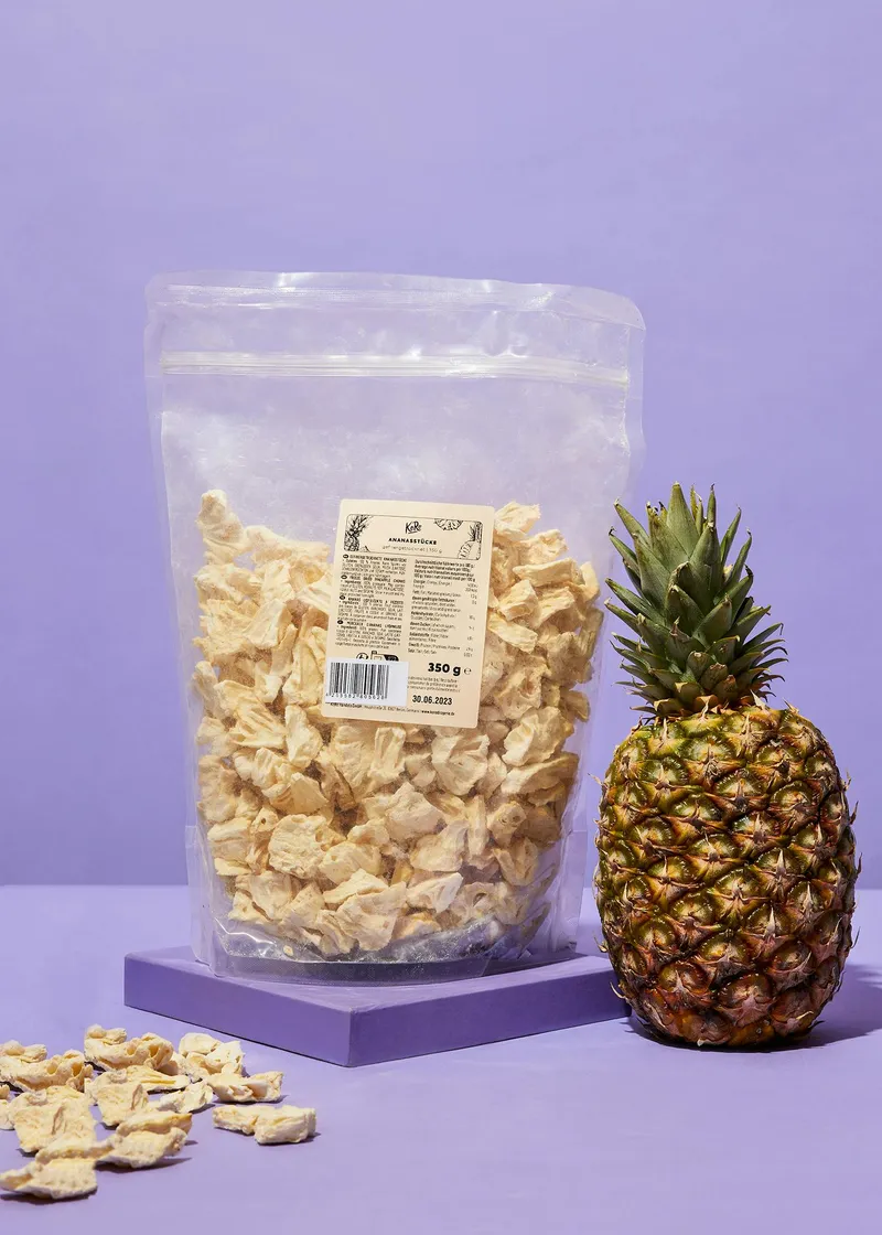 KoRo Gefriergetrocknete Ananasstücke 350 g – Produktbild 1 von 4