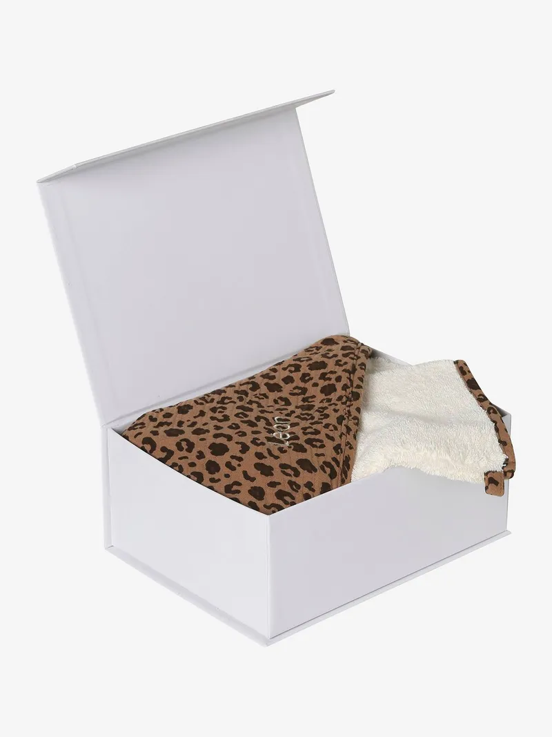 Envie De Fraise Baby Geschenkset aus Badecape & Waschhandschuh ENVIE DE FRAISE personalisierbar, Wollweiß/leo, – Produktbild 2 von 4