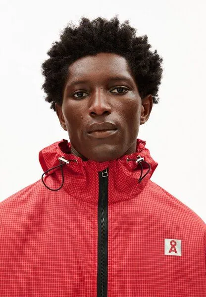 ARMEDANGELS ARMEDANGELS WINDBREAKER Unisex Jacke aus TENCEL Lyocell, Mars red, – Produktbild 4 von 4