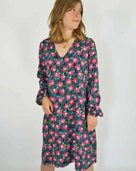 Aatise Aatise Kurzes Kleid Zelda, 100 % Ecovero, Bischofsärmel,, Schwarz, – Produktbild 3 von 3
