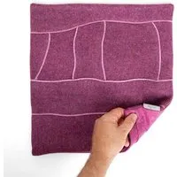 nahtur design nahtur-design Dekokissen "zero-waste" aus kuscheliger Schurwolle | Unikate, Malina, – Produktbild 1 von 1