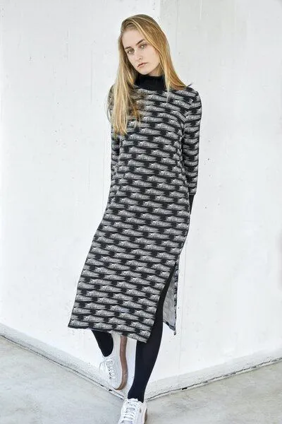 Sophia Schneider-Esleben Sophia Schneider-Esleben Tube Dress Haniel - Damenkleid Schlauchkleid aus Bio-Baumwolle – Produktbild 2 von 3