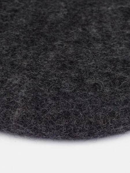 myfelt myfelt Flachfilz Sitzauflage (⌀ 36 cm, 36 x 36 cm), Anthrazit (kuno) meliert (hugo), – Produktbild 3 von 4