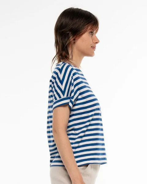 Alma & Lovis Alma & Lovis Lässiges Ringel T-Shirt aus Organic Cotton | Ringel Shirt, Azur (blau-weiss), – Produktbild 4 von 4