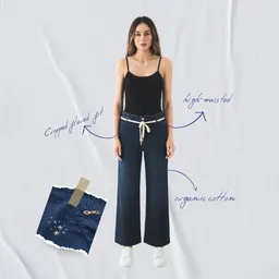 DAWN DEW Flared Cropped Soft Denim - French Pocket - Dark Blue - Art on Broken Pieces - Dark Blue / 27 / 28 – Produktbild 1 von 1