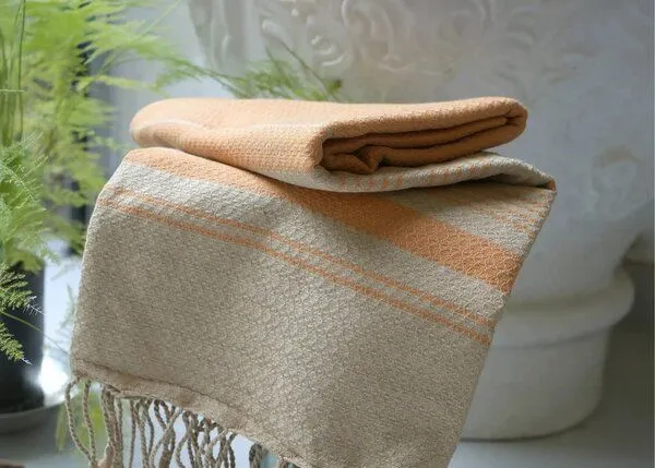 Karawan authentic Karawan authentic Hamamtuch Fouta "sand" aus Biobaumwolle, 100 × 200 cm, Curcuma, – Produktbild 4 von 4