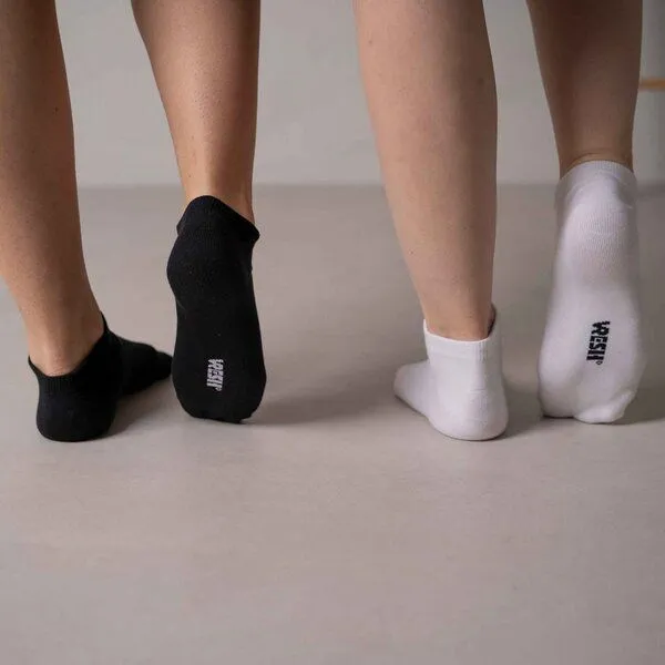 Vresh Clothing Vresh Clothing 2er Pack Sav - Sneaker Socken aus Biobaumwoll-Mix, Gemischt s/w, – Produktbild 2 von 4