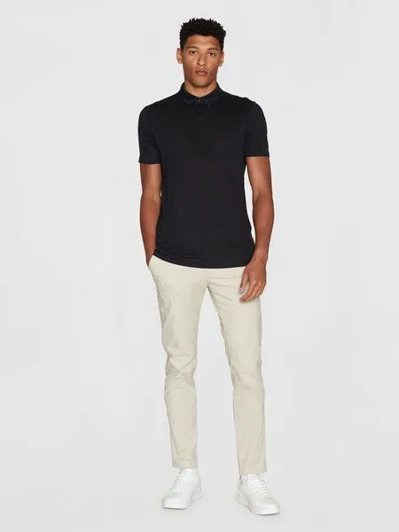 KnowledgeCotton Apparel KnowledgeCotton Apparel Poloshirt Regular aus Bio-Leinen, Schwarz (black-jet), – Produktbild 3 von 3