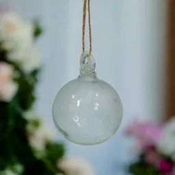 Moogoo Creative Africa Moogoo Creative Africa Mundgeblasene Weihnachtskugel | Clear (Transparent) | handgemacht in Palästina | Fair Trade for Peace – Produktbild 1 von 1